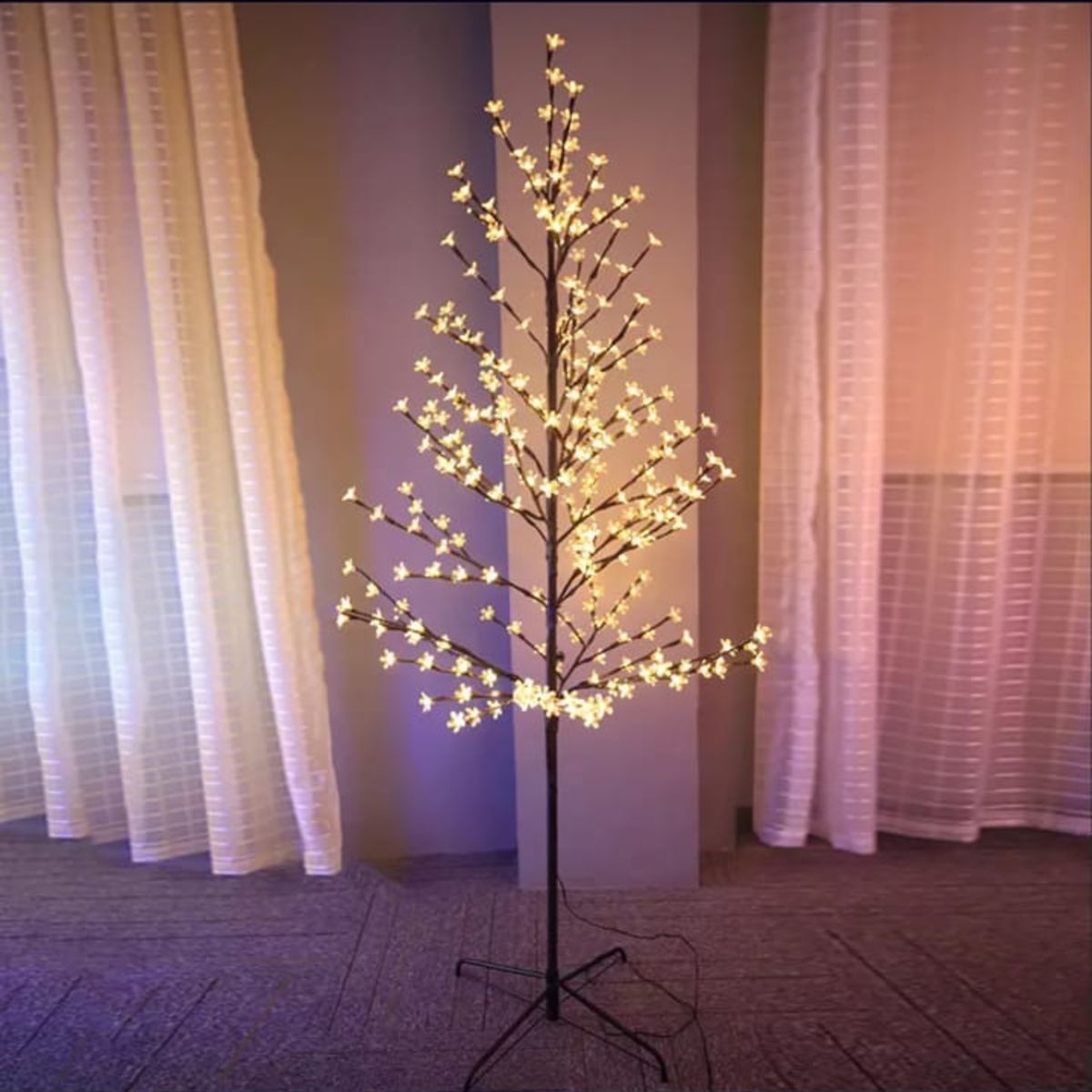 Božićno drvce ukrasno